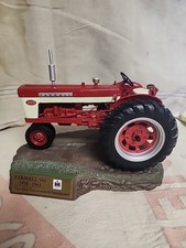 Trattore scala 1/16 Farmall