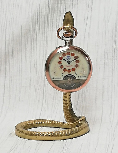 Supporto per orologio stile