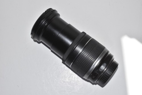 Canon 200mm is - ef-s, 18-200mm