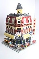 LEGO Creator Expert: Cafe Corner (10182) raro modello da collezione mattoncini mancanti