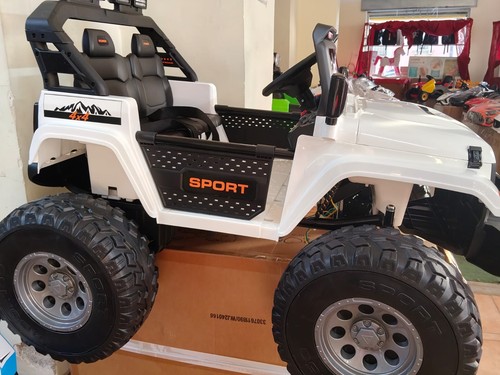 Auto jeep offroad bianca - auto,