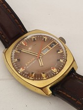 Vecchio orologio da polso uomo