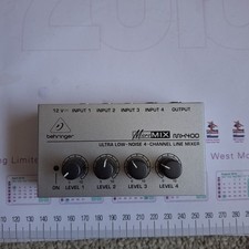 Behringer MicroMix MX400 Mixer