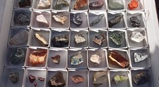 Collezione minerali 63 pezzi