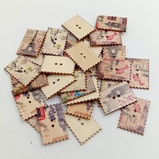  30PCS Cartoon Pulsanti dipinti vintage Torre di ferro Bottoni decorativi per