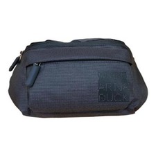 MANDARINA DUCK District