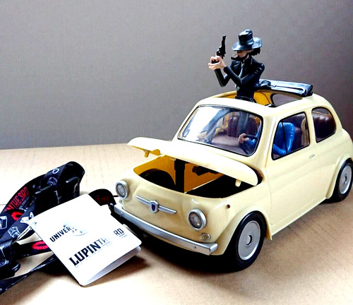 Figure vehicle fiat 500 - vehicle,