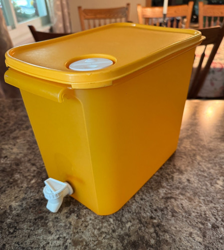 Tupperware 4762 dispenser - #4762, di