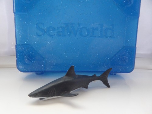 Genuine seaworld orlando - genuine,