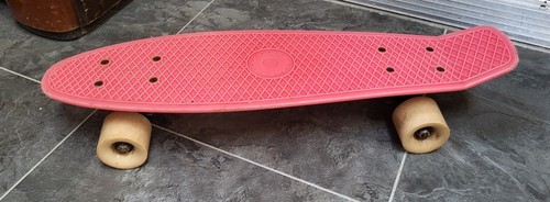 Vintage razor sidewalk - x,