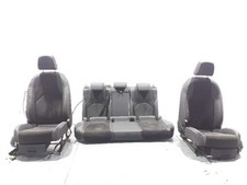SET COMPLETO DI SEDILI /