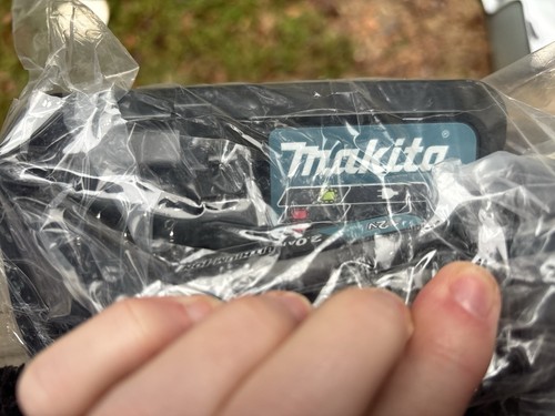 Genuine makita 12v battery - makita,