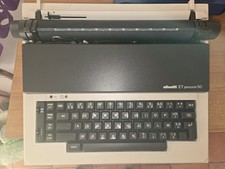 Macchina da scrivere Olivetti ET personal 50