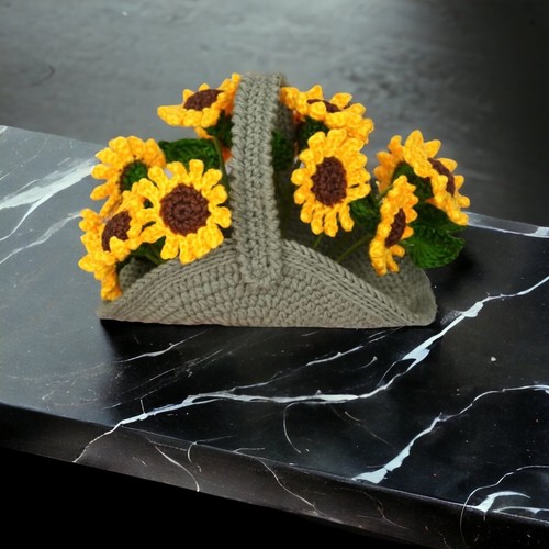 Cestino uncinetto con fiori
