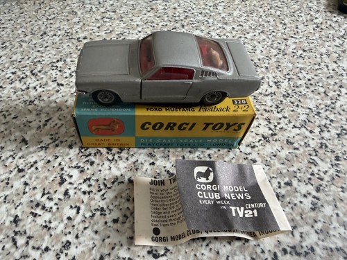 Corgi toys 320 - 320, mustang