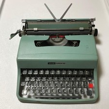 Olivetti Lettera 32 Typewriter