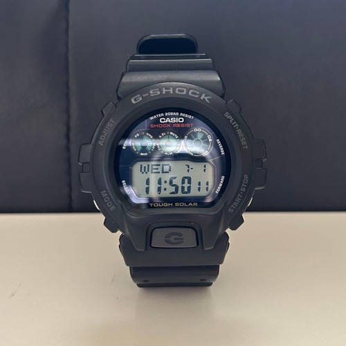 Orologio digitale resistente