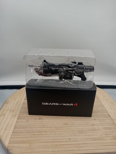 Gears war lootcrate mark - lootcrate,