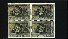 DONATELLO MACCHIA DI CROCE SUL SENO VICINO ALLA SPALLA POS 23 IN UN QUARTO