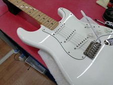 Chitarra elettrica FENDER