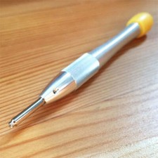 cacciavite orologio speciale