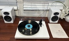 Pro-Ject Debut III Turntable