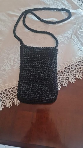 Porta cellulare fatto - , mano