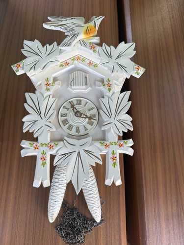 Orologio cucù uccellino - a,