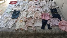 LOTTO STOCK 54 PEZZI ABBIGLIAMENTO BIMBA NEONATA 1 - 9 mesi estate autunno inver