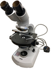 Microscopio binoculare