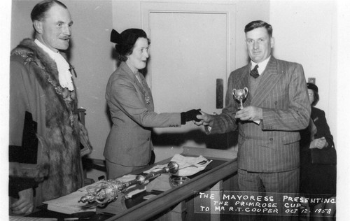 Primrose cup1953 chipping - primrose,