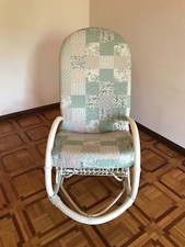 Sedia a dondolo bianca