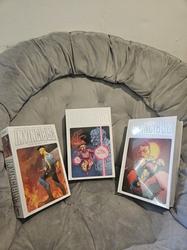 Invincible compendium vol 2 - invincible,