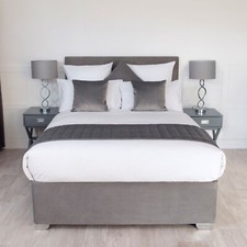 Base divano letto avvolgente