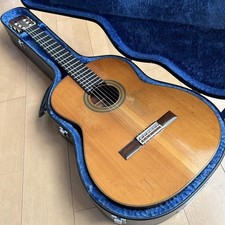 Chitarra acustica classica