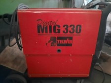 Saldatrice a filo continuo con gas