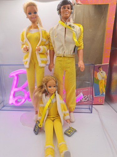 Barbie ken skipper - skipper, music
