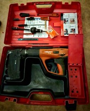 Pistola per unghie Hilti dx460