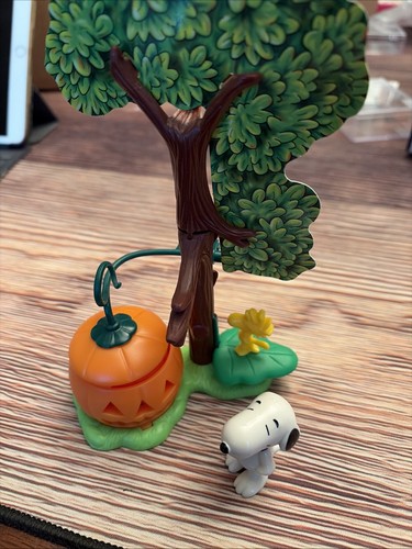 Peanuts surprise kinder - peanuts,