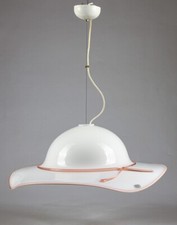 Lampadario Tiffany a forma di cappello in vetro