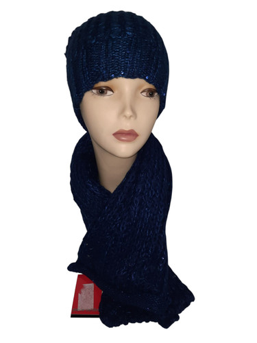 Cuffia sciarpa con - e,