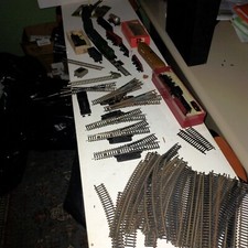 Stock di articoli x modellismo ferroviario in scala HO originali marca Rivarossi