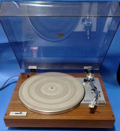 Yamaha 211 turntable - yamaha, yp