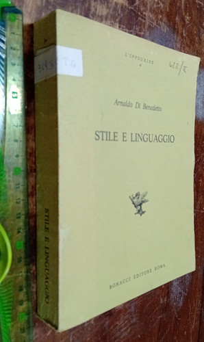 Libro stile linguaggio - e,