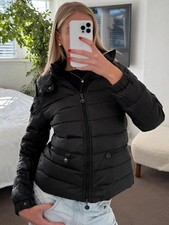 Giubbotto piumino Moncler Bady nero