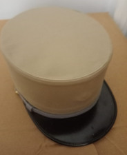 BEAU KÉPI DES TROUPES