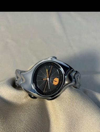 Orologio futuristico stile - orologio,