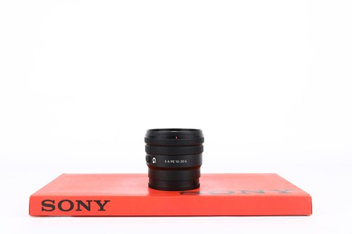 Sony 20mm 2 - f4, pz