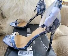 Misguided Sandals Size 6 Grey