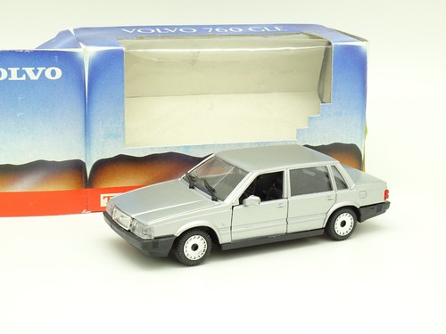 Polistil volvo 760 - 1/43,